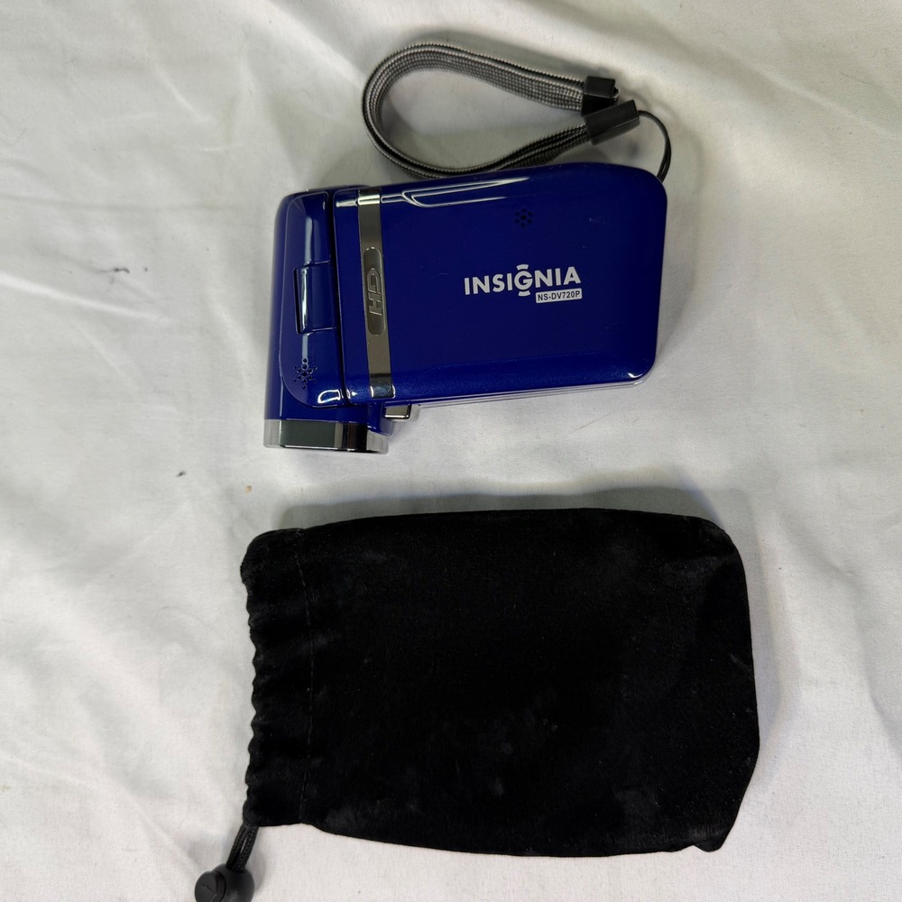 Insignia NS-DV720P HD Digital Camcorder Blue Handheld Camera with Pouch Works